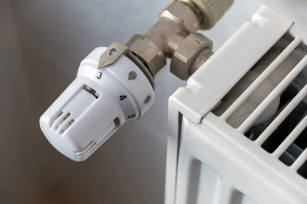 comment changer le robinet d'un radiateur