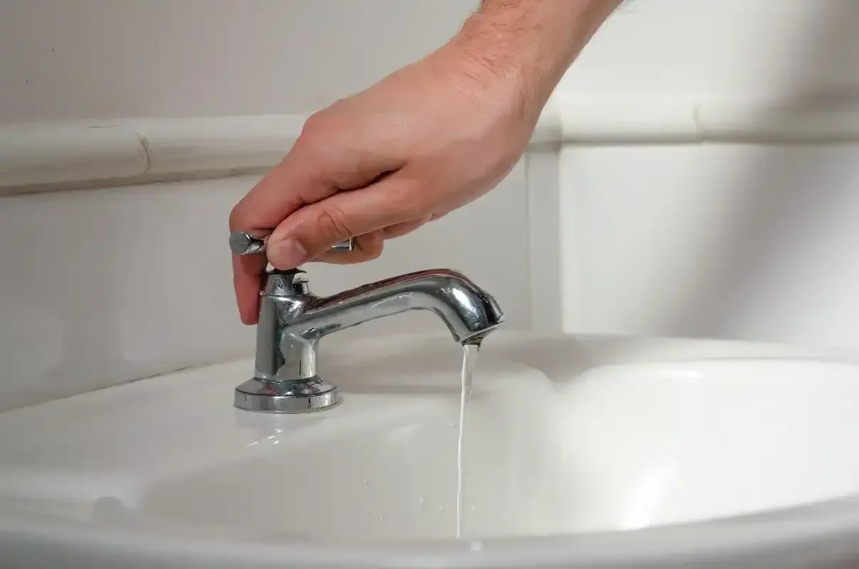 comment couper l'eau