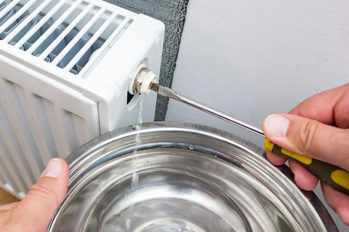 Fuite radiateur : que faire pour la réparer efficacement