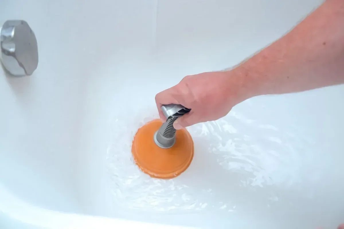 Odeur d’égout dans la douche : comment l’éliminer efficacement